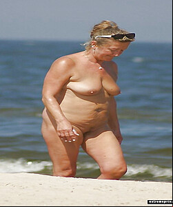mature nudist moms on holiday snaps